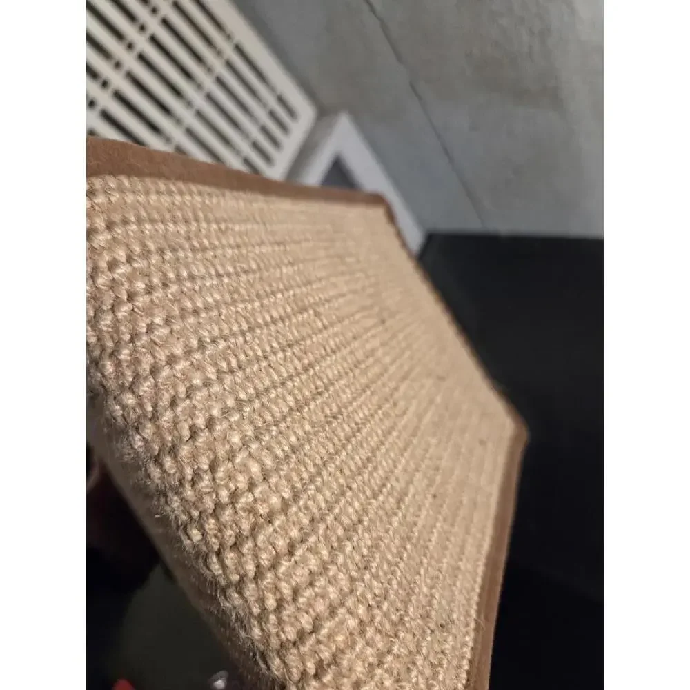 Vertical Sisal Cat Scratcher | 10/2020 - JuiJiang Ivzhouyuan Wood Industries